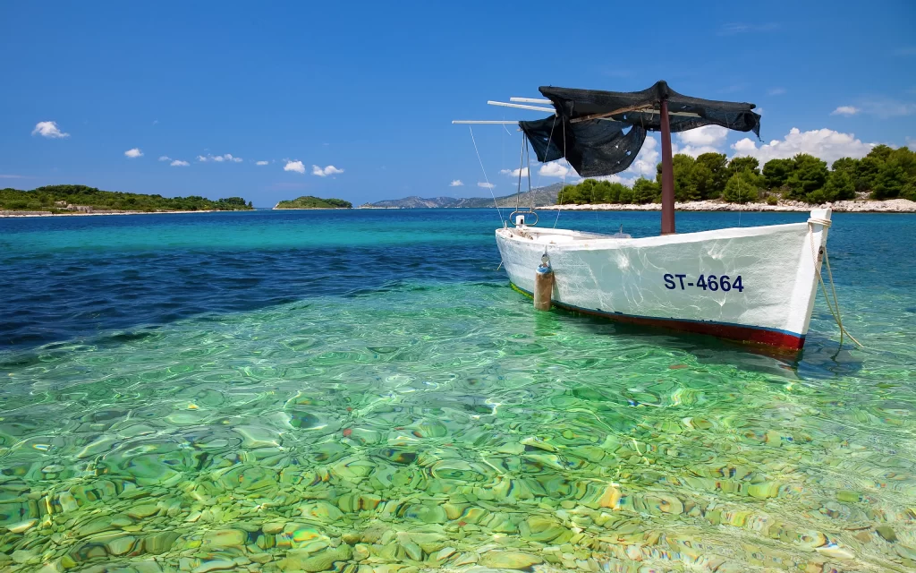Clear Water Boat Island Blue Sky Greenery