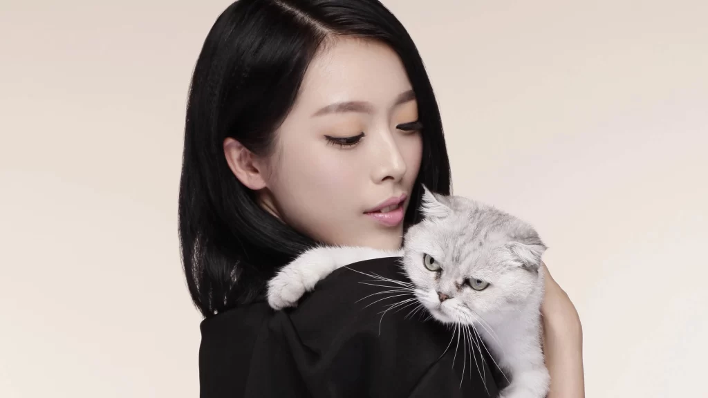 Cat, woman, black hair, white fur, calm, soft