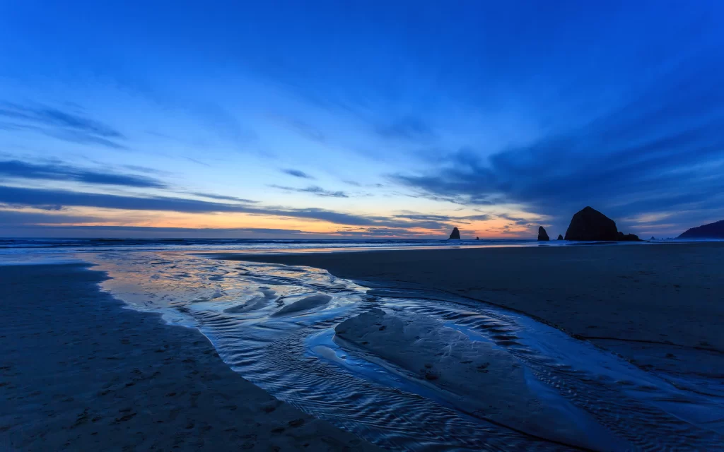 Sunset beach ocean sky clouds reflection