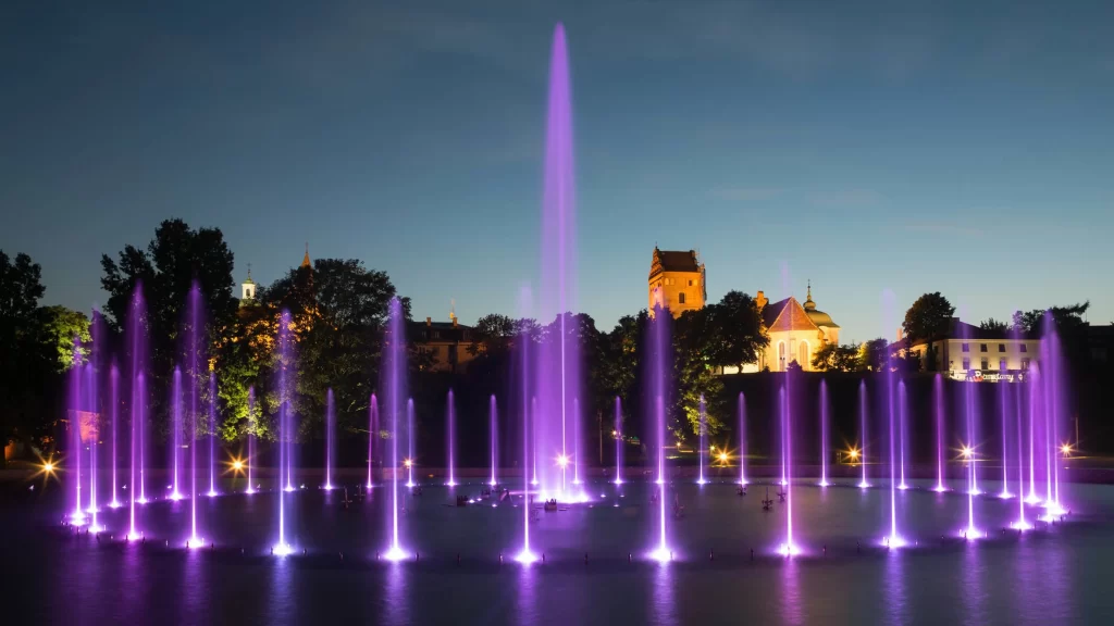 fountain night lights water architecture