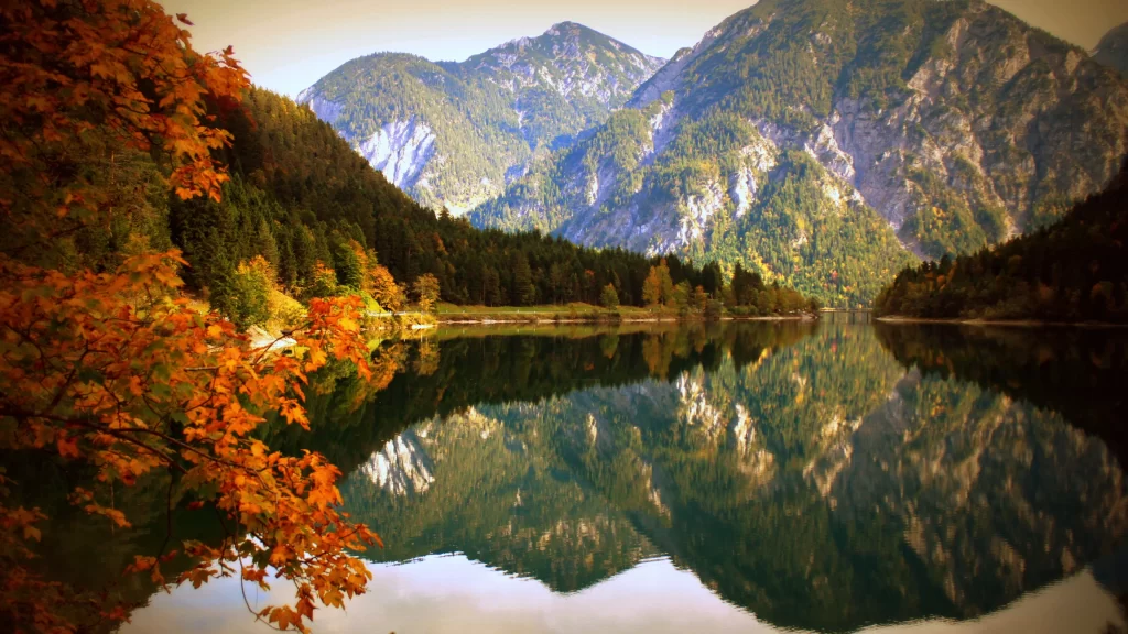 lake mountain autumn reflection trees