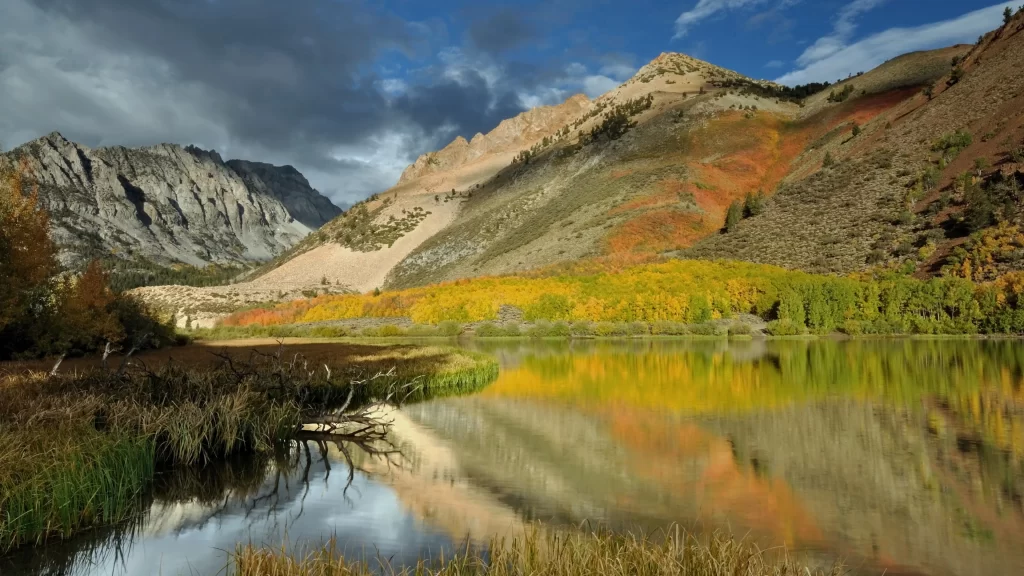 mountains lake autumn trees reflection sky
