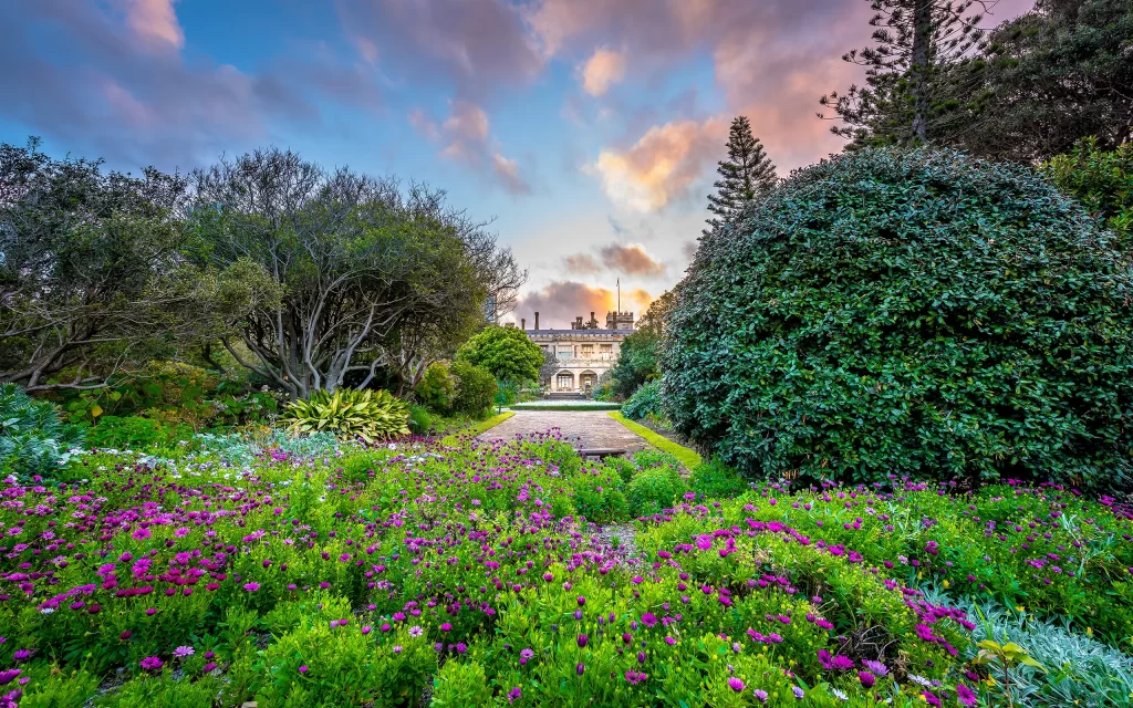 Sunset Garden Pathway Blooming Flowers Mansion Nature