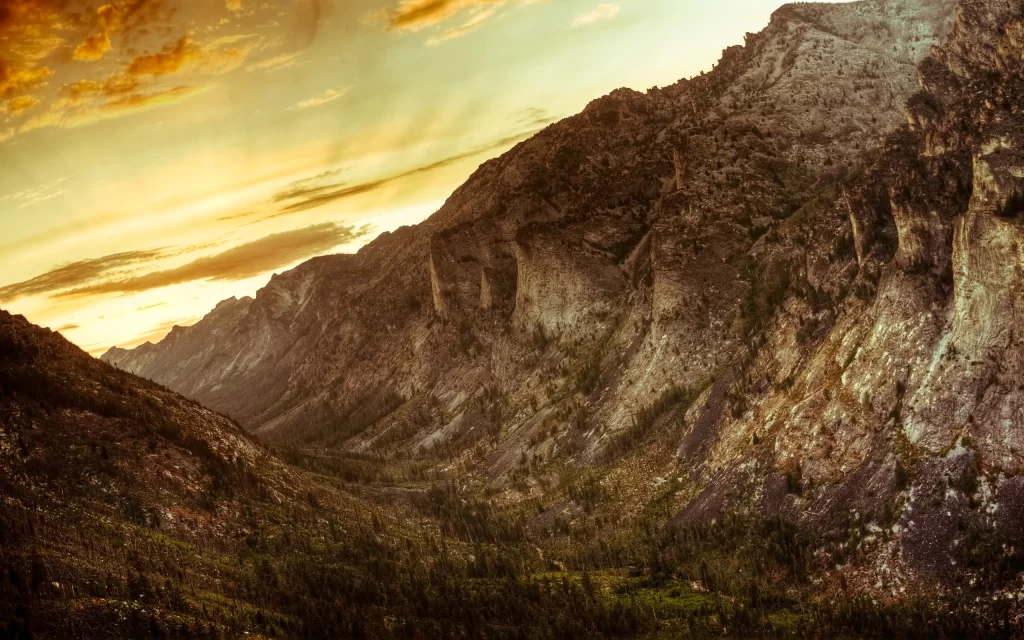Sunset Mountain Peaks Valley Clouds Nature