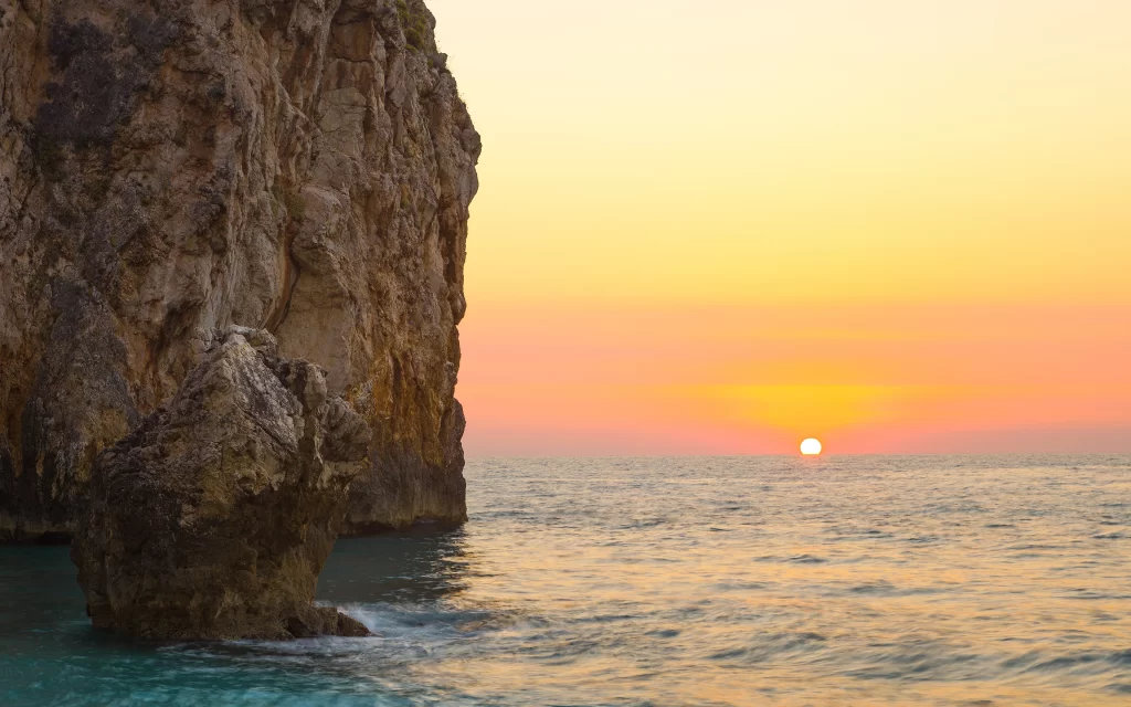 Sunset Ocean Cliffs Waves Horizon